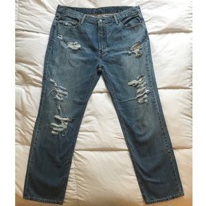 541 Levi’s Men’s Distressed Blue Jeans